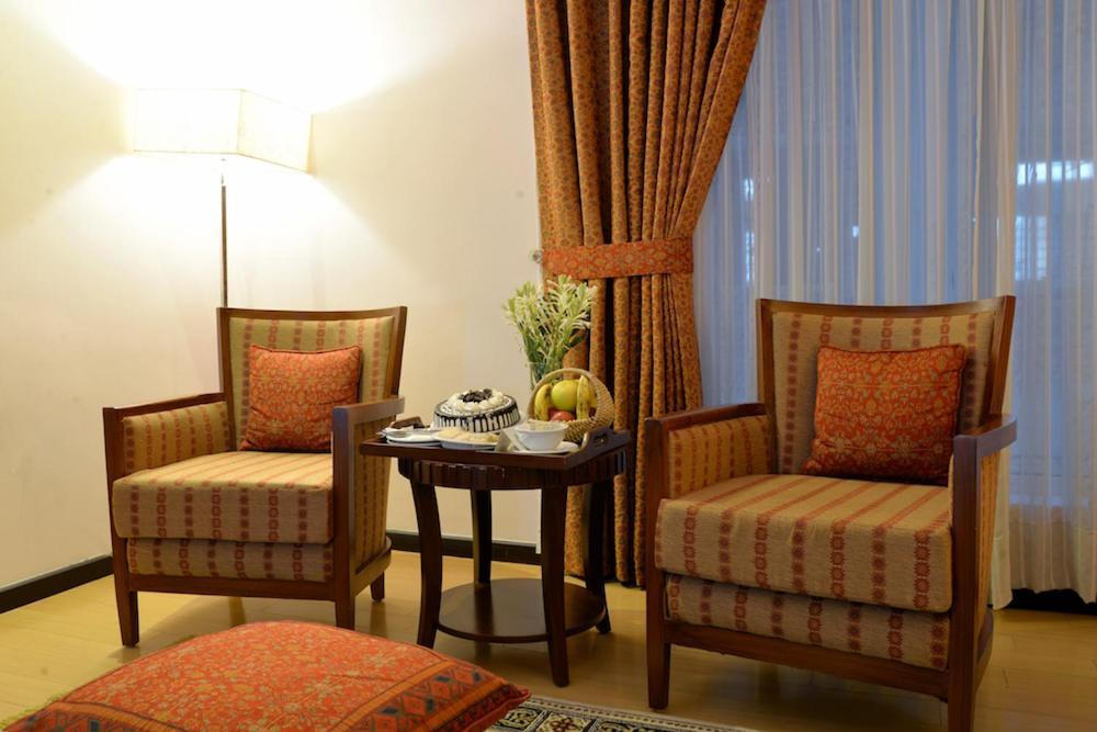 Park Lane Hotel Lahore Esterno foto